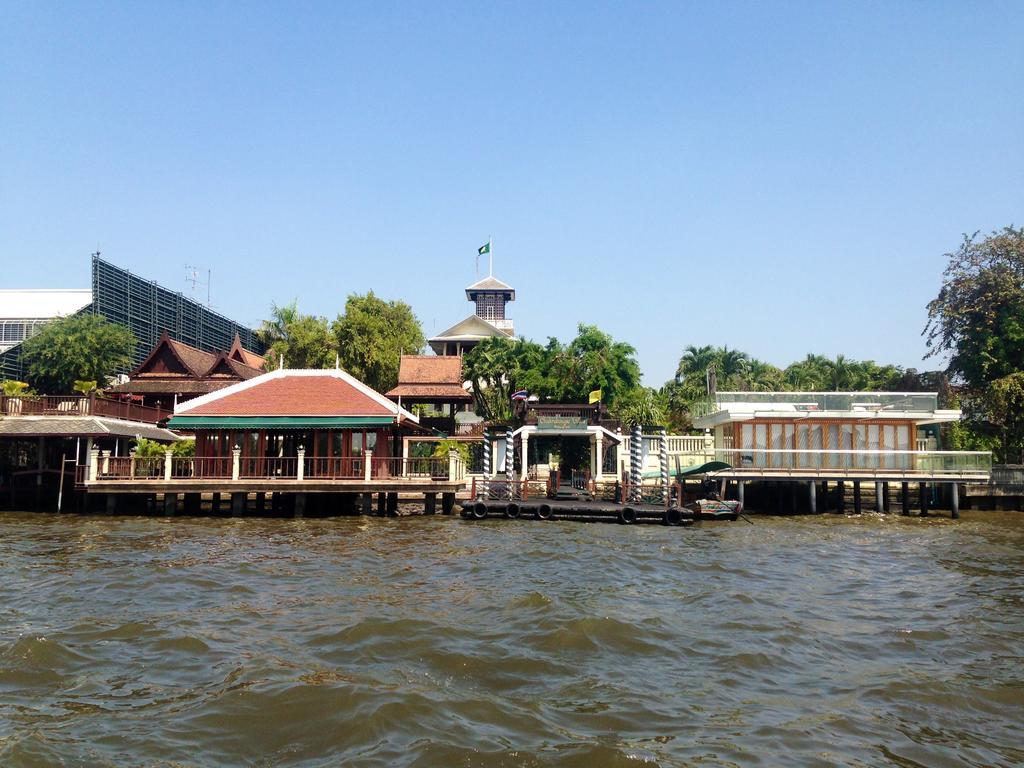 Chakrabongse Villas Bangkok Bagian luar foto